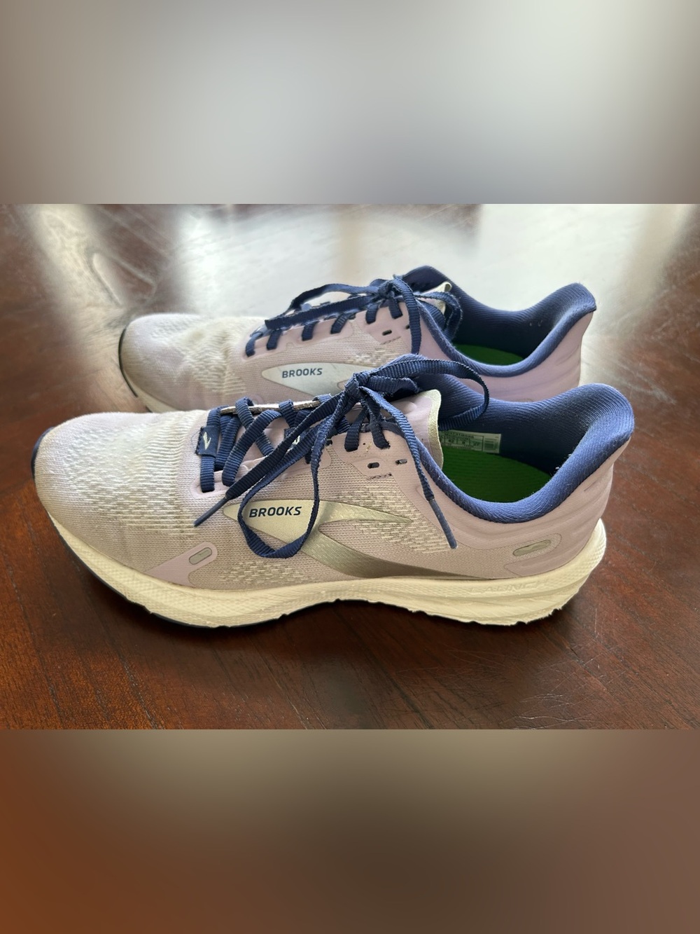 Brooks Women Lavender and Navy Running Sneakers size 10
